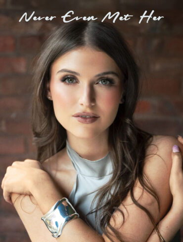 REGARD Magazine Elle Winter