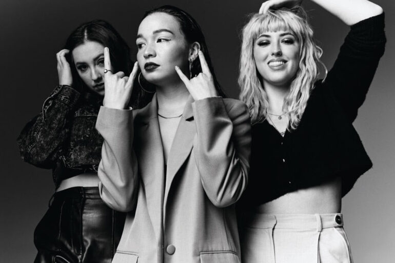 Regard Magazine Avenue Beat