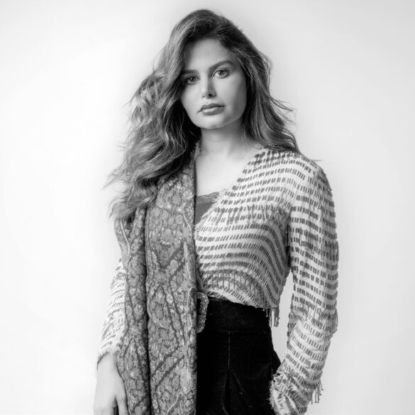 Regard Magazine Fatmah Hussain Carat